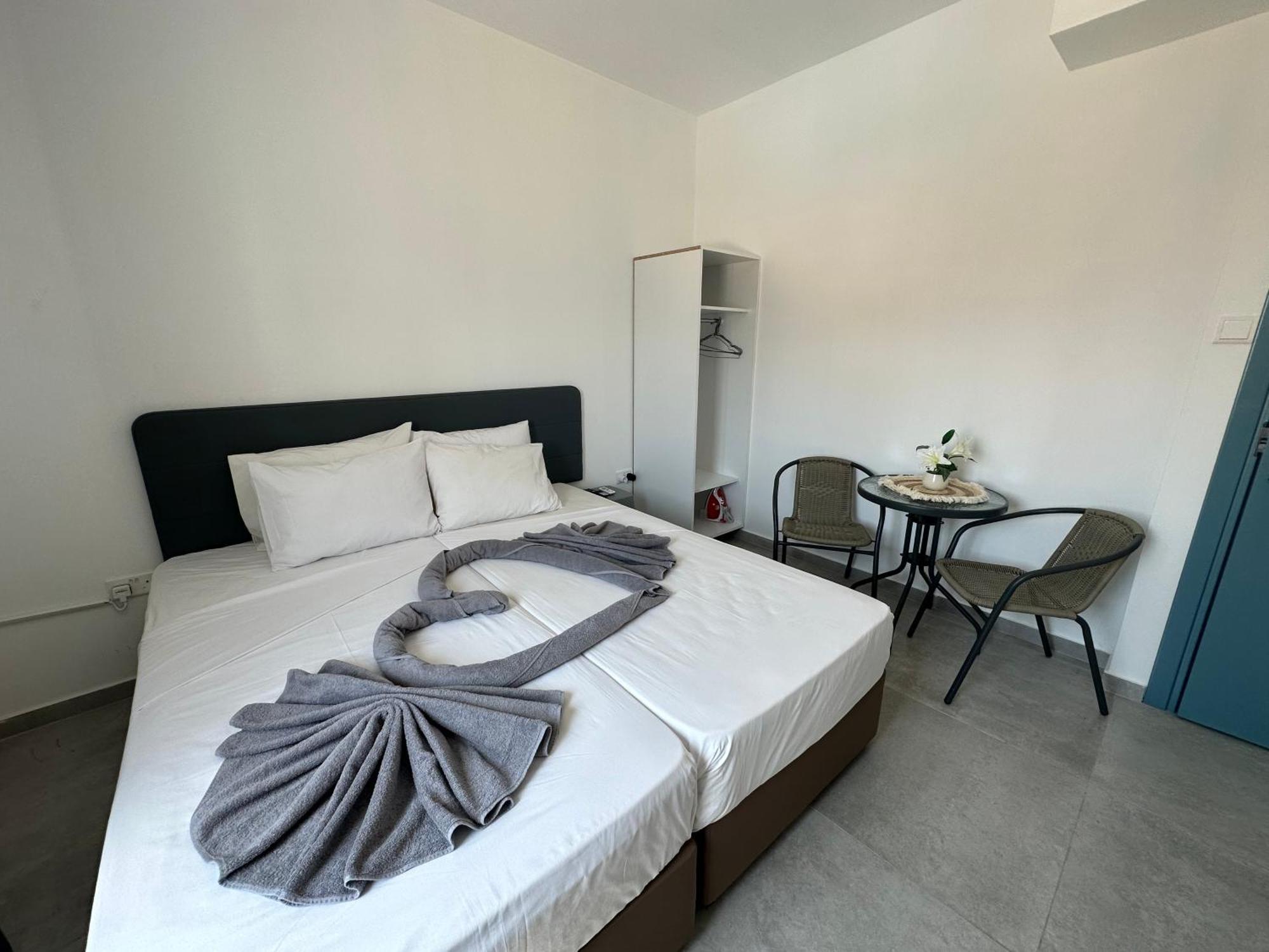 Sun Plaza Suites - Adults Only Ayia Napa Exterior foto
