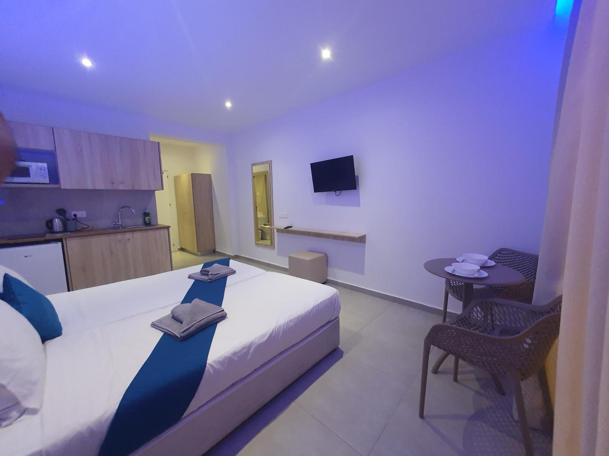 Sun Plaza Suites - Adults Only Ayia Napa Exterior foto